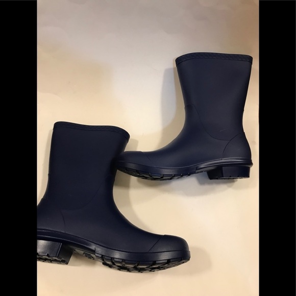 UGG Sienna Matte Rain Boots: Navy 10 - Picture 7 of 15